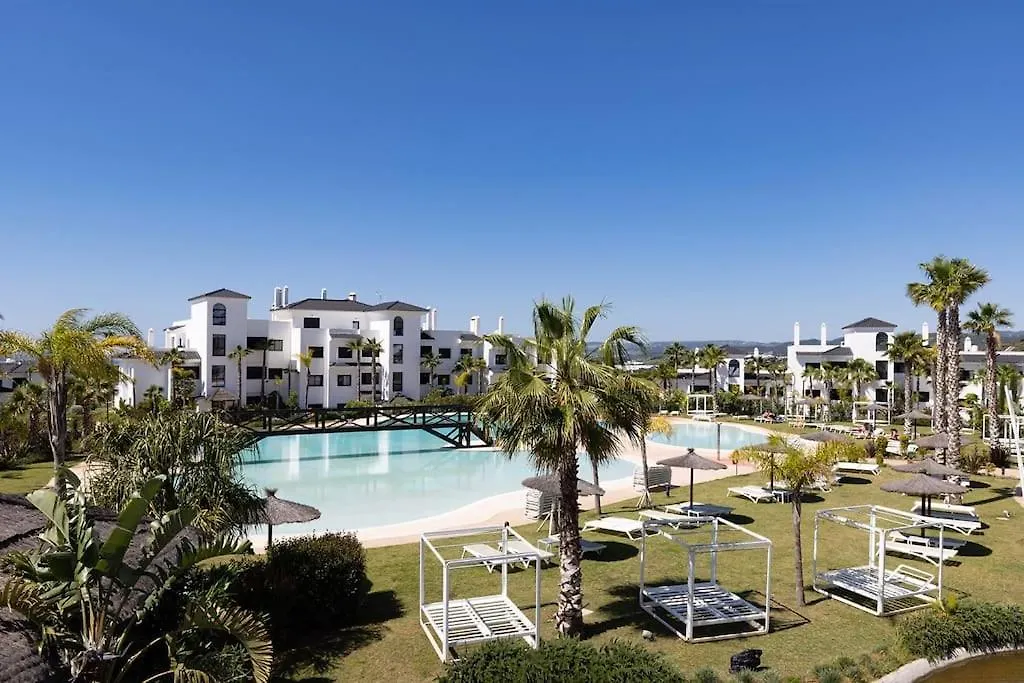 Ground Floor 4 Bedroom Apartment @ Estepona Hills!
