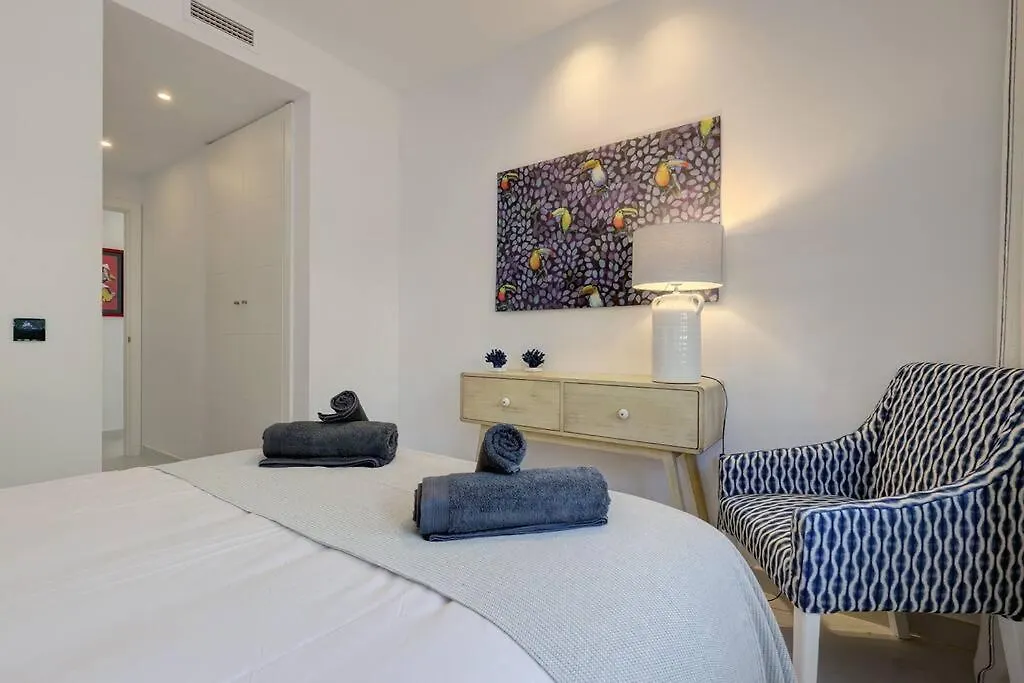 Ground Floor 4 Bedroom Apartment @ Estepona Hills!