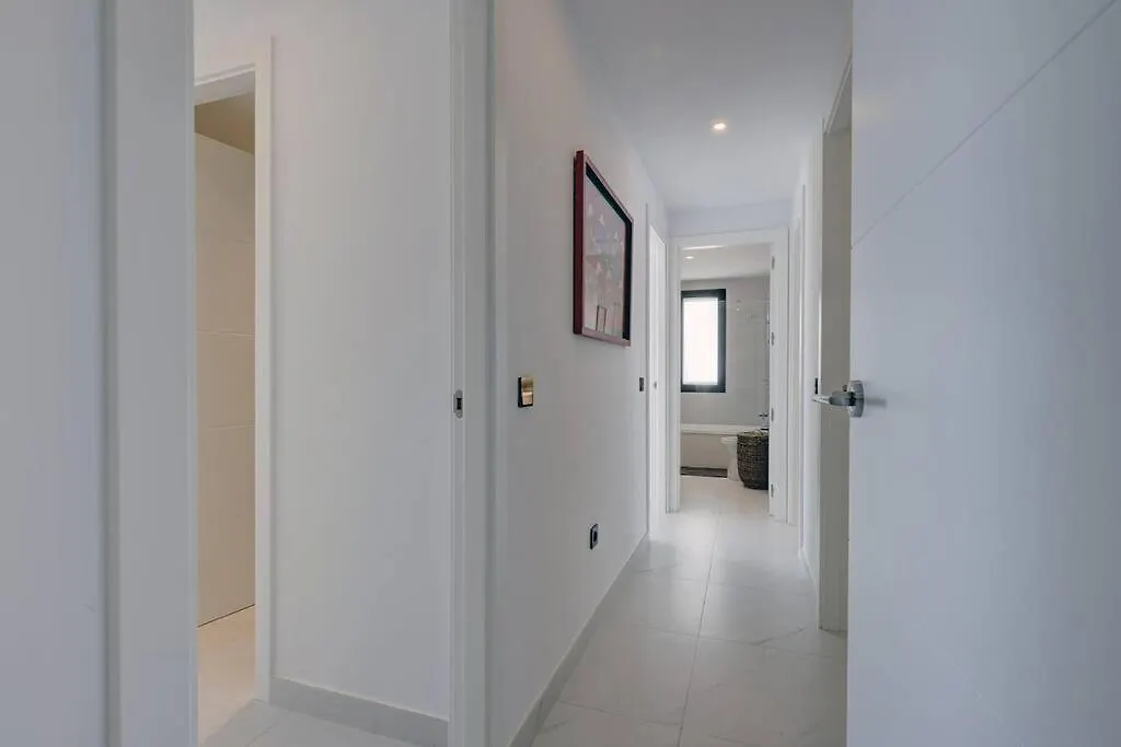 Ground Floor 4 Bedroom Apartment @ Estepona Hills! 0*,