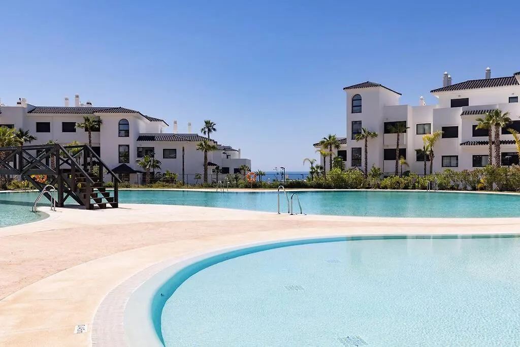 Ground Floor 4 Bedroom Apartment @ Estepona Hills!
