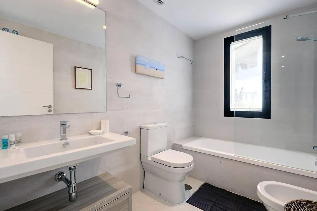 Ground Floor 4 Bedroom Apartment @ Estepona Hills!