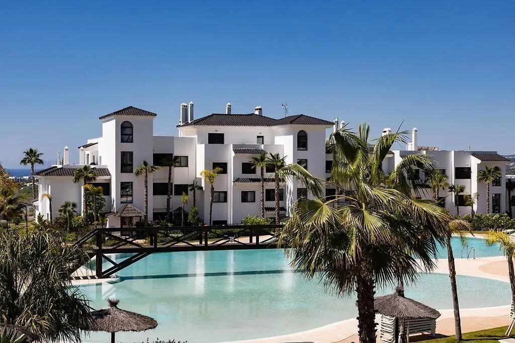 Ground Floor 4 Bedroom Apartment @ Estepona Hills!
