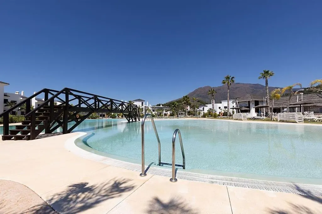 Ground Floor 4 Bedroom Apartment @ Estepona Hills!